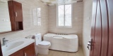 0712bd60-1bd2-4fda-b5b5-d1cd2814196b.jpg
