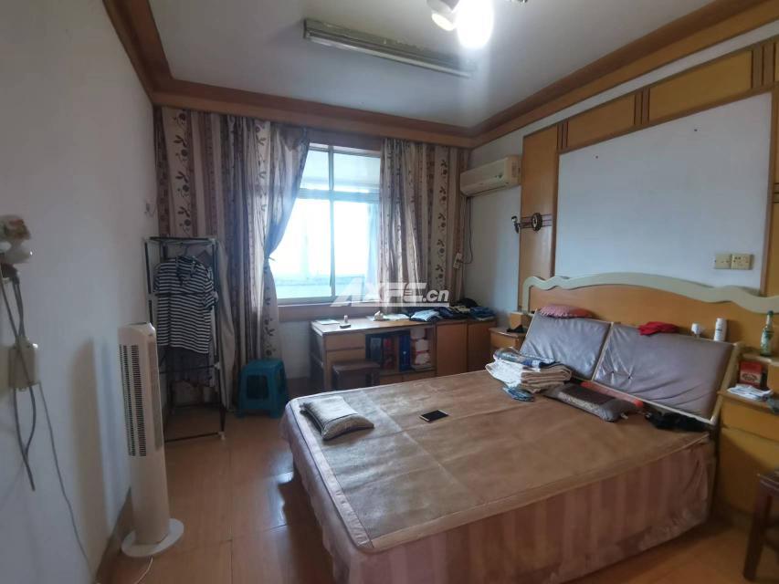 物资新村