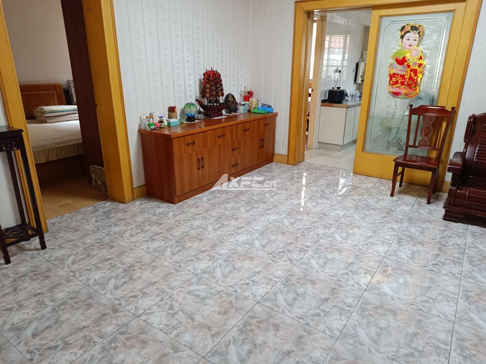 物资新村