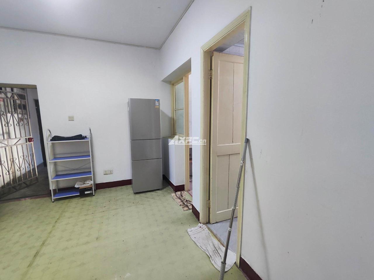 八角亭新村